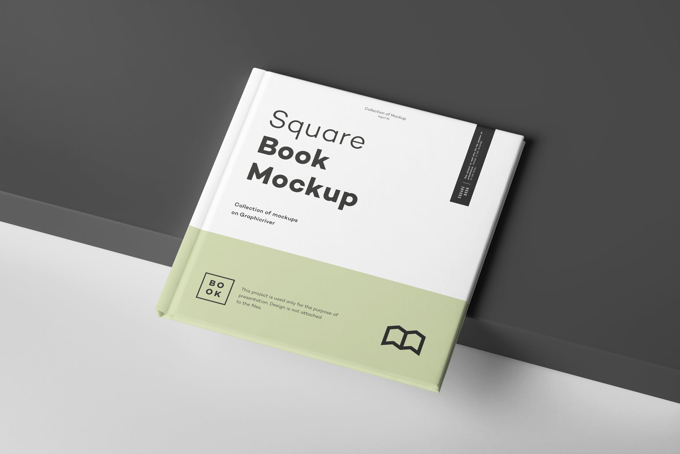 方形精装图书封面内页版式设计预览样机squarebookmockup2