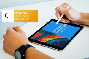 逼真iPad Pro 9.7屏幕效果预览模板 Person using iPad Pro 9.7 Real World Mock-up