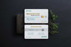 疫苗ID卡/信用卡设计样机模板 Vaccine Card ID Mockup – Vaccine Covid-19