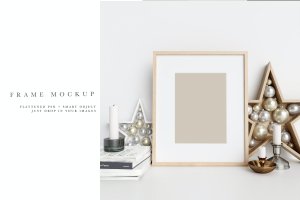 米色木制画框/相框样机模板 Frame Mockup #152